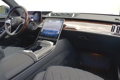 2024 Mercedes-Benz Sedan 4D S500 AWD 3.0L I6 Turbo Hybrid  AWD! AIRMATIC Air Suspension! Adaptive Cruise Control (DISTRONIC)! Lane Assist! Blind Spot Monitoring! 360° Camera! Heated and Ventilated Seats! - Photo 14 - Portland, OR 97266