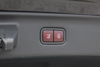 2024 Mercedes-Benz Sedan 4D S500 AWD 3.0L I6 Turbo Hybrid  AWD! AIRMATIC Air Suspension! Adaptive Cruise Control (DISTRONIC)! Lane Assist! Blind Spot Monitoring! 360° Camera! Heated and Ventilated Seats! - Photo 39 - Portland, OR 97266