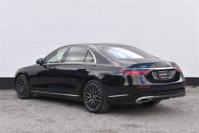 2024 Mercedes-Benz Sedan 4D S500 AWD 3.0L I6 Turbo Hybrid  AWD! AIRMATIC Air Suspension! Adaptive Cruise Control (DISTRONIC)! Lane Assist! Blind Spot Monitoring! 360° Camera! Heated and Ventilated Seats! - Photo 3 - Portland, OR 97266