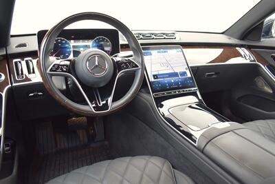 2024 Mercedes-Benz Sedan 4D S500 AWD 3.0L I6 Turbo Hybrid  AWD! AIRMATIC Air Suspension! Adaptive Cruise Control (DISTRONIC)! Lane Assist! Blind Spot Monitoring! 360° Camera! Heated and Ventilated Seats! - Photo 4 - Portland, OR 97266