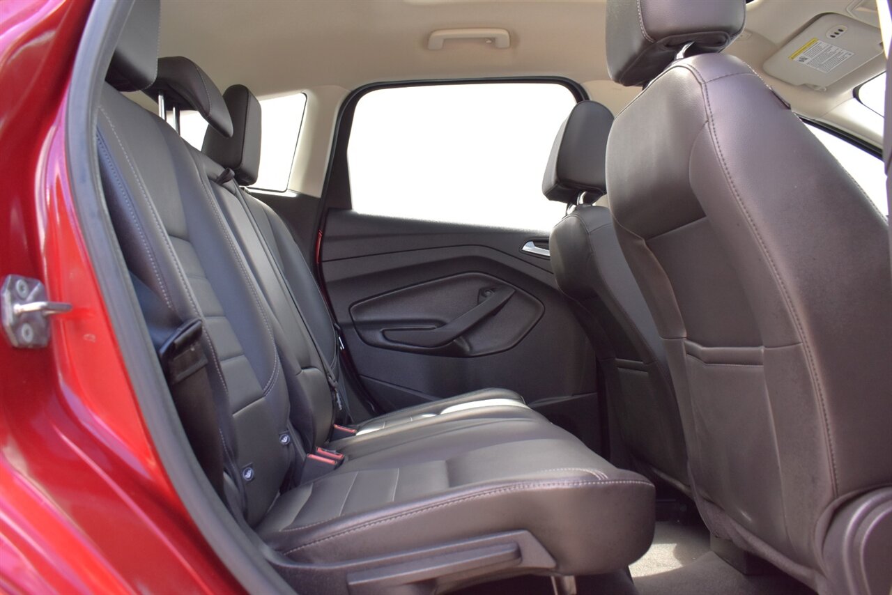 2013 Ford C-MAX Hybrid SEL 4dr Wagon! Hybrid! Up to 40+ MPG! Heated Leather Seats! Bluetooth! SYNC Voice Controls! Push-Button Start! Dual-Zone Climate Control! Power Driver Seat! Sunroof! - Photo 29 - Portland, OR 97266