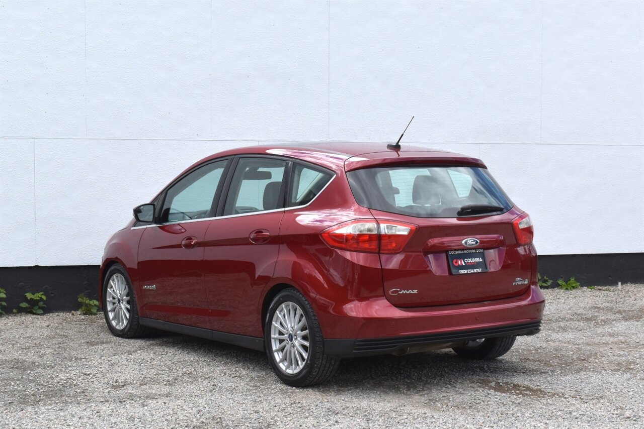 2013 Ford C-MAX Hybrid SEL 4dr Wagon! Hybrid! Up to 40+ MPG! Heated Leather Seats! Bluetooth! SYNC Voice Controls! Push-Button Start! Dual-Zone Climate Control! Power Driver Seat! Sunroof! - Photo 2 - Portland, OR 97266