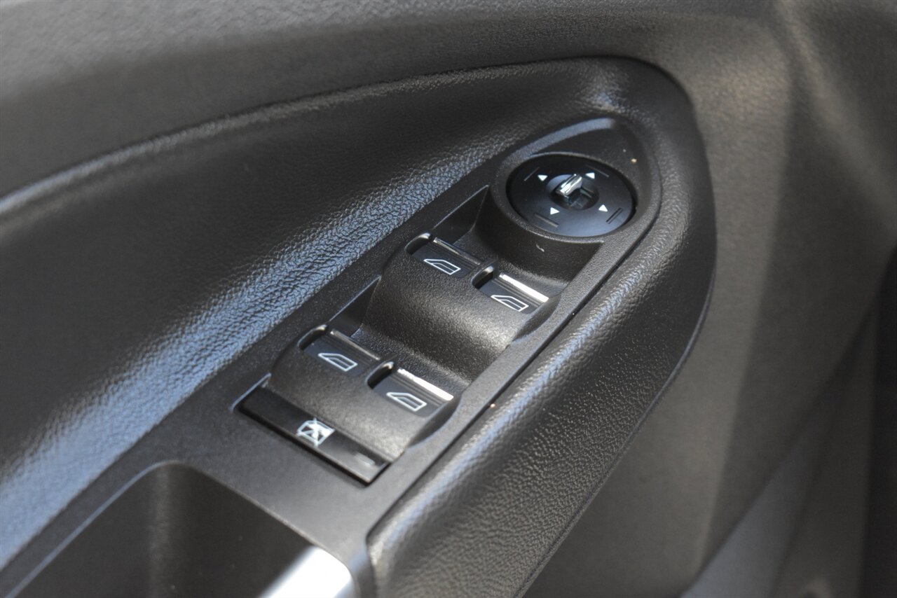 2013 Ford C-MAX Hybrid SEL 4dr Wagon! Hybrid! Up to 40+ MPG! Heated Leather Seats! Bluetooth! SYNC Voice Controls! Push-Button Start! Dual-Zone Climate Control! Power Driver Seat! Sunroof! - Photo 17 - Portland, OR 97266