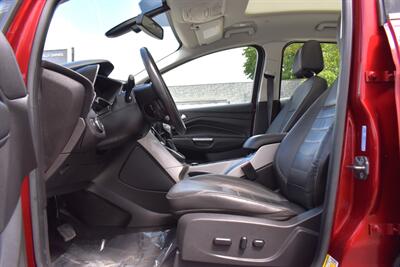 2013 Ford C-MAX Hybrid SEL 4dr Wagon! Hybrid! Up to 40+ MPG! Heated Leather Seats! Bluetooth! SYNC Voice Controls! Push-Button Start! Dual-Zone Climate Control! Power Driver Seat! Sunroof! - Photo 10 - Portland, OR 97266