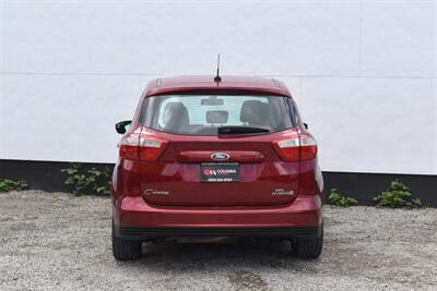 2013 Ford C-MAX Hybrid SEL 4dr Wagon! Hybrid! Up to 40+ MPG! Heated Leather Seats! Bluetooth! SYNC Voice Controls! Push-Button Start! Dual-Zone Climate Control! Power Driver Seat! Sunroof! - Photo 4 - Portland, OR 97266