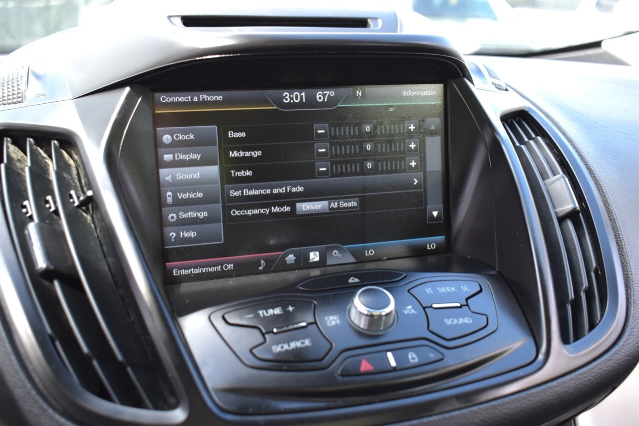 2013 Ford C-MAX Hybrid SEL 4dr Wagon! Hybrid! Up to 40+ MPG! Heated Leather Seats! Bluetooth! SYNC Voice Controls! Push-Button Start! Dual-Zone Climate Control! Power Driver Seat! Sunroof! - Photo 23 - Portland, OR 97266
