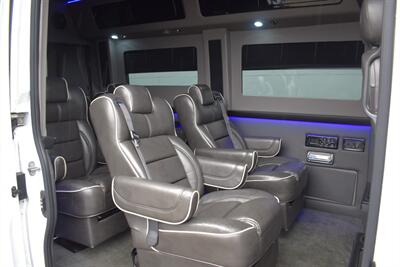 2017 RAM ProMaster 2500 High Roof 3dr Window Van!**APPOINTMENT ONLY** Front Wheel Drive! High Roof! Multi-Passenger Seating! Overhead TV Entertainment! Stability Control! ABS Brakes! Backup Camera! Sliding Side Door! Wide Rear Doors! - Photo 24 - Portland, OR 97266