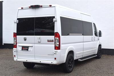 2017 RAM ProMaster 2500 High Roof 3dr Window Van!**APPOINTMENT ONLY** Front Wheel Drive! High Roof! Multi-Passenger Seating! Overhead TV Entertainment! Stability Control! ABS Brakes! Backup Camera! Sliding Side Door! Wide Rear Doors! - Photo 5 - Portland, OR 97266