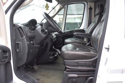 2017 RAM ProMaster 2500 High Roof 3dr Window Van!**APPOINTMENT ONLY** Front Wheel Drive! High Roof! Multi-Passenger Seating! Overhead TV Entertainment! Stability Control! ABS Brakes! Backup Camera! Sliding Side Door! Wide Rear Doors! - Photo 10 - Portland, OR 97266