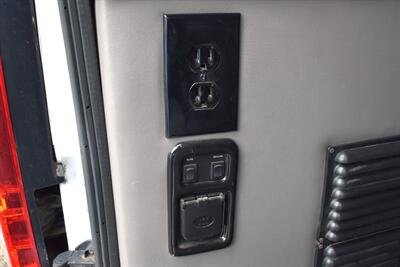 2017 RAM ProMaster 2500 High Roof 3dr Window Van!**APPOINTMENT ONLY** Front Wheel Drive! High Roof! Multi-Passenger Seating! Overhead TV Entertainment! Stability Control! ABS Brakes! Backup Camera! Sliding Side Door! Wide Rear Doors! - Photo 31 - Portland, OR 97266