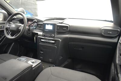 2020 Ford Explorer Hybrid Police Interceptor Utility  AWD 4dr SUV**BY APPOINTMENT ONLY** Certified Calibration! Back Up Camera! Parking Assist Sensors! Bluetooth/USB Connectivity! Tow Hitch! Driver Side Spotlight! - Photo 9 - Portland, OR 97266