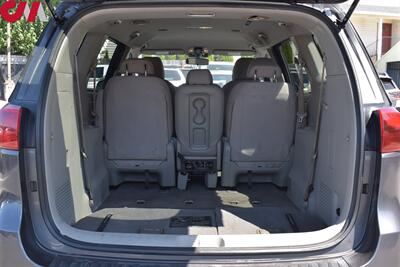 2016 Kia Sedona LX  4dr Mini-Van! ECO Mode! Rear View Camera! Parking Assist! Heated Seats! Bluetooth! Power Sliding Doors! Cruise Control! - Photo 30 - Portland, OR 97266