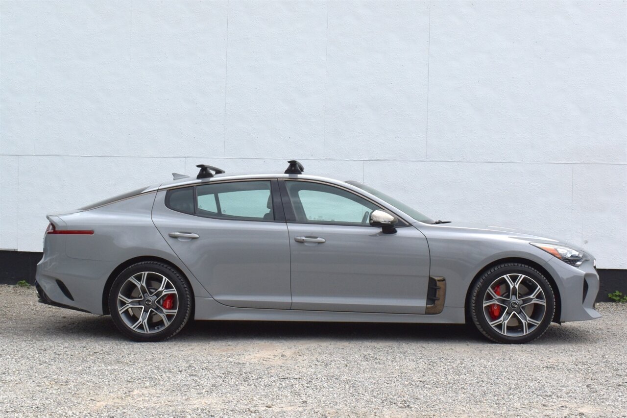 2018 Kia Stinger GT AWD! 4dr Sedan! Back Up Camera! Lane Keeping Assist! Collision Mitigation! Blind Spot Monitors! Cruise Control! Heated Steering Wheel! Heated Leather Seats! Apple CarPlay! Android Auto! - Photo 9 - Portland, OR 97266
