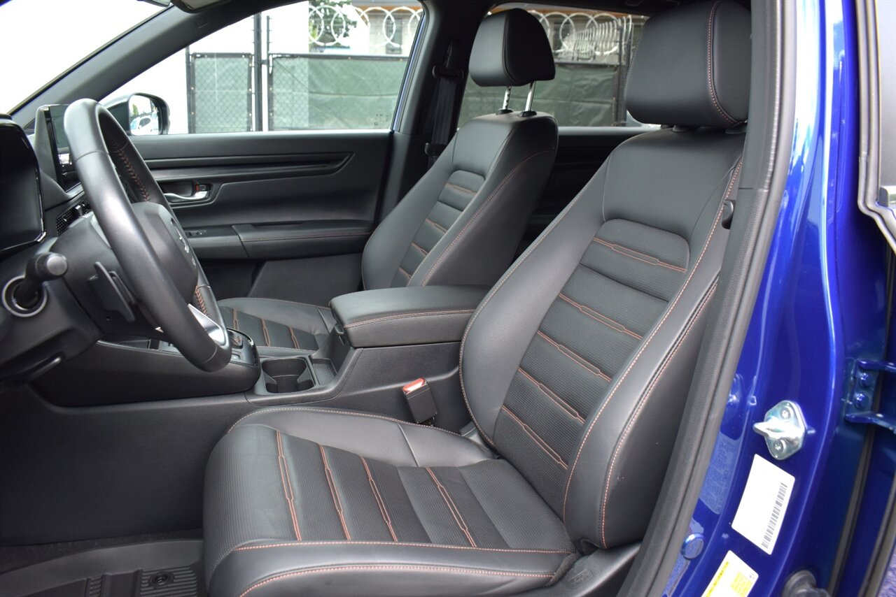 2024 Honda CR-V Hybrid Sport-L AWD 4dr SUV**BY APPOINTMENT ONLY** Back Up Camera! Blind Spot Monitor! Collision Mitigation! Econ/Snow/Sport Drive Modes! Heated Leather Seats! Bluetooth Connectivity! - Photo 14 - Portland, OR 97266