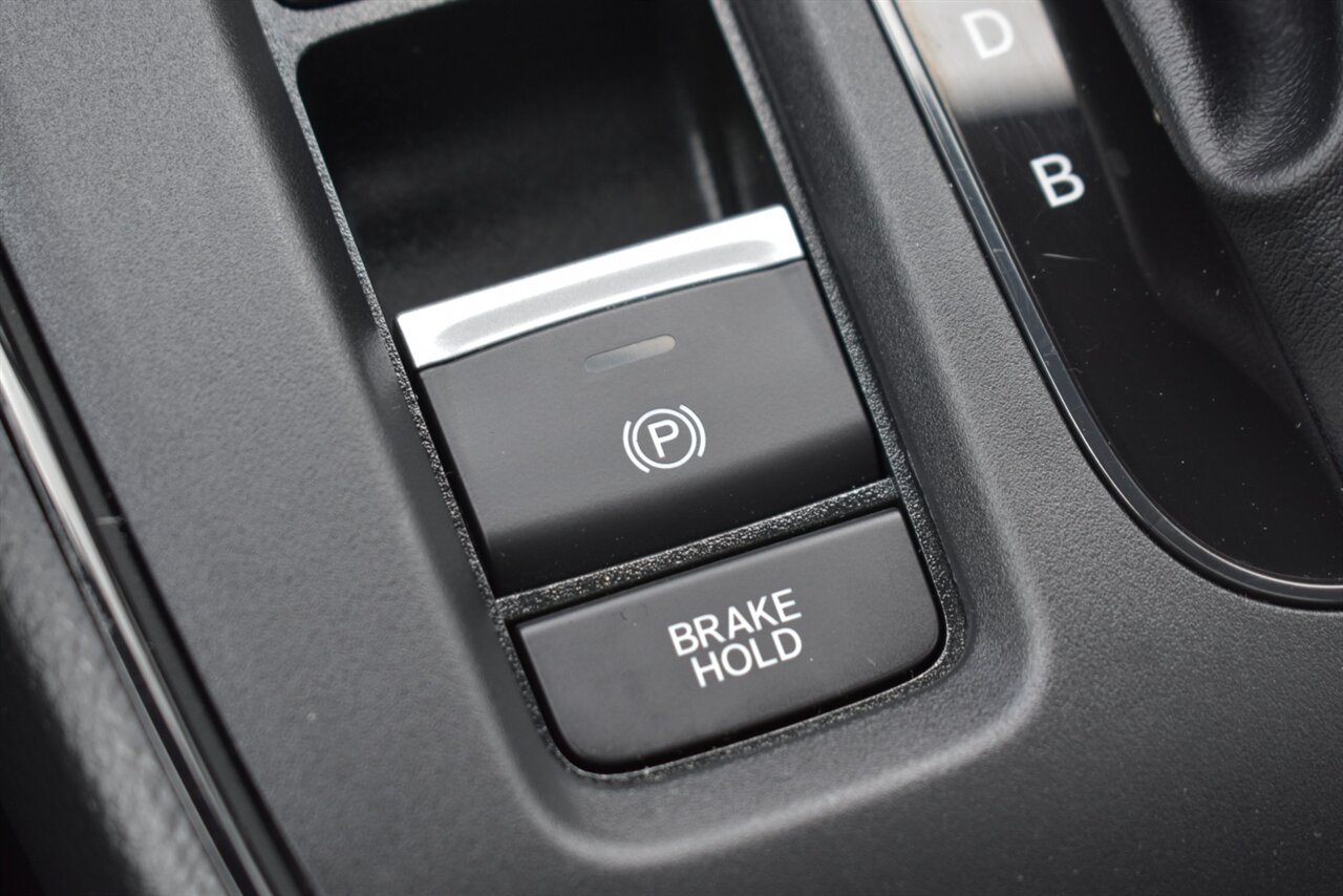 2024 Honda CR-V Hybrid Sport-L AWD 4dr SUV**BY APPOINTMENT ONLY** Back Up Camera! Blind Spot Monitor! Collision Mitigation! Econ/Snow/Sport Drive Modes! Heated Leather Seats! Bluetooth Connectivity! - Photo 37 - Portland, OR 97266