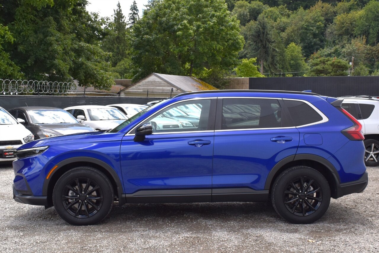 2024 Honda CR-V Hybrid Sport-L AWD 4dr SUV**BY APPOINTMENT ONLY** Back Up Camera! Blind Spot Monitor! Collision Mitigation! Econ/Snow/Sport Drive Modes! Heated Leather Seats! Bluetooth Connectivity! - Photo 4 - Portland, OR 97266