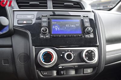 2019 Honda Fit LX  4dr Hatchback CVT Rear View Camera! Bluetooth! Econ Mode! 33MPG City! 40MPG Hwy! Cruise Control! All Weather Floor Mats! - Photo 17 - Portland, OR 97266