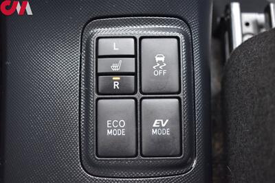 2018 Toyota Prius c Four  4dr Hatchback! 48 City MPG! 43 Hwy MPG! Back Up Cam! Navi! Lane Assist! Pre-Collision Sys! EV/ECO Modes! Heated Leather Seats! - Photo 24 - Portland, OR 97266