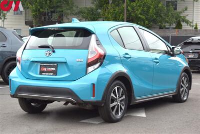 2018 Toyota Prius c Four  4dr Hatchback! 48 City MPG! 43 Hwy MPG! Back Up Cam! Navi! Lane Assist! Pre-Collision Sys! EV/ECO Modes! Heated Leather Seats! - Photo 5 - Portland, OR 97266