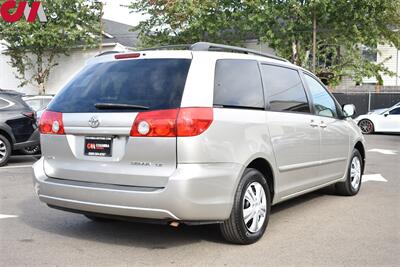 2008 Toyota Sienna CE 8-Passenger  CE 8-Passenger 4dr Mini-Van! Power Slide Doors! Back-up Cam! Bluetooth! Roof Rails & Bars! - Photo 5 - Portland, OR 97266