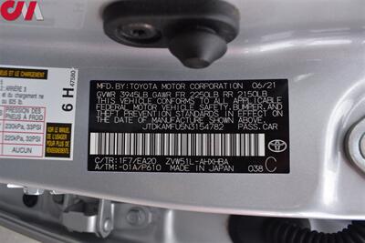 2022 Toyota Prius XLE 4dr Hatchback 51 City MPG! 47 Hwy MPG! Heated Leather Seats! Qi (wireless phone) Charging Station! EV, ECO, & POWER Modes! Back Up Camera! Bluetooth w/Voice Activation - Photo 38 - Portland, OR 97266