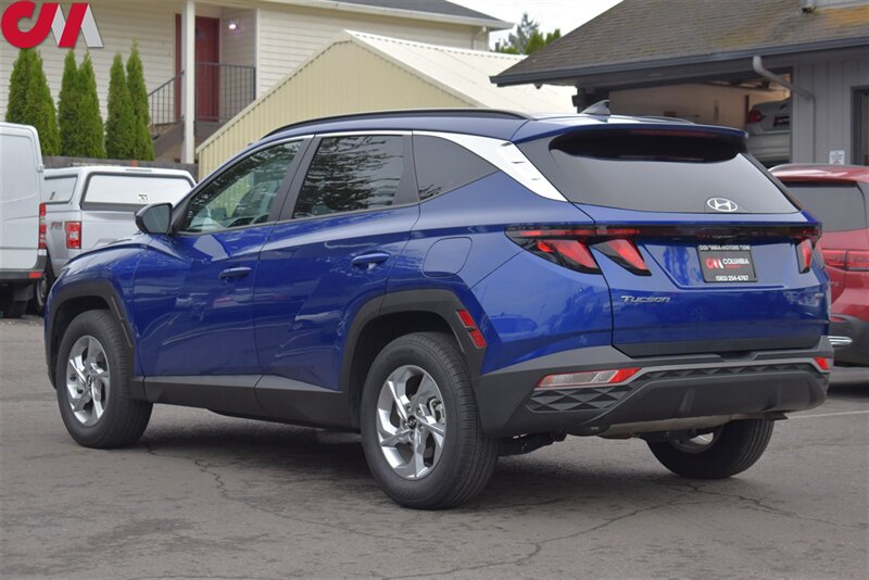 2024 Hyundai TUCSON SEL  AWD 4dr SUV! Heated Seats! Lane Assist! Blind Spot Monitoring! Back-Up Camera! Smart Cruise Control! Powered Liftgate! Apple CarPlay! Android Auto!