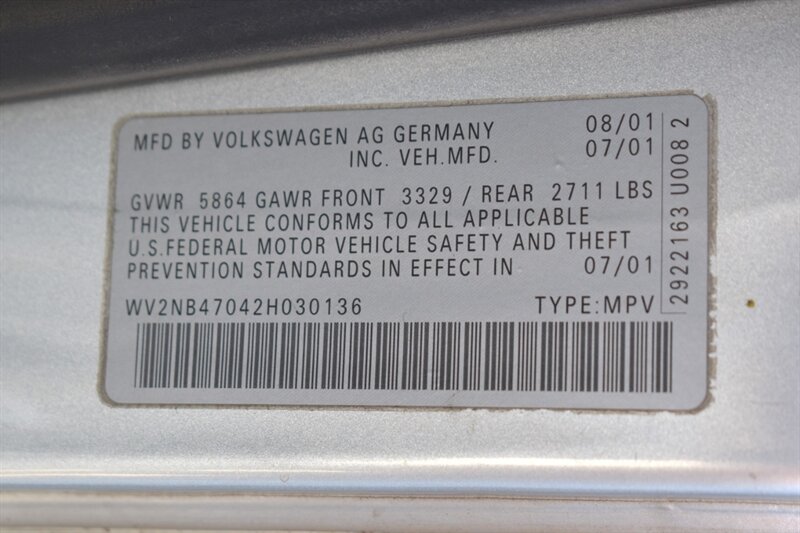 2002 Volkswagen EuroVan MV 3dr Mini-Van**BY APPOINTMENT ONLY**Tow-Hitch! Heated Seats! Roof-Rack! Top Roof Camper! Dinette Layout! Fold out Table! Folding Bench Bed! - Photo 28 - Portland, OR 97266