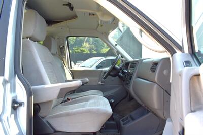 2002 Volkswagen EuroVan MV 3dr Mini-Van**BY APPOINTMENT ONLY**Tow-Hitch! Heated Seats! Roof-Rack! Top Roof Camper! Dinette Layout! Fold out Table! Folding Bench Bed! - Photo 21 - Portland, OR 97266