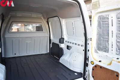 2012 Ford Transit Connect XL  4dr Cargo Mini-Van w/o Side And Rear Glass Back-Up Cam! Aux Plugin! AdvanceTrac w/Roll Stability Control (RSC)! Adrian Steel Loadsrite Ladder Rack! Cargo Volume129.6  ft³! - Photo 27 - Portland, OR 97266