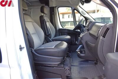 2024 RAM ProMaster SLT 2500  136 WB 3dr Low Roof Cargo Van! Huge Cargo Space! Forward Collision Warning w/ Active Braking! ABS Brakes! Stability Control! Backup Camera! Sliding Side Door! Wide Rear Cargo Doors! - Photo 25 - Portland, OR 97266