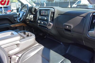 2016 Chevrolet Silverado 1500 LTZ  4x4 4dr Crew Cab 5.8 ft. SB! Rear View Camera! Park Assist! Bluetooth! GPS Nav! Tow Package! 4H & 4L! Heated Leather Seats! BakFlip G2 Bed Cover! - Photo 11 - Portland, OR 97266