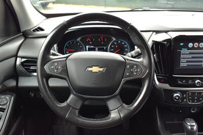 2019 Chevrolet Traverse LT Cloth 4x4 4dr SUV! 3rd Row Seating! Lane Assist! Park Assist! Back Up Camera! Selectable AWD Drive Modes! Heated Seats! Apple CarPlay & Android Auto! Touchscreen Infotainment! Bluetooth! - Photo 14 - Portland, OR 97266