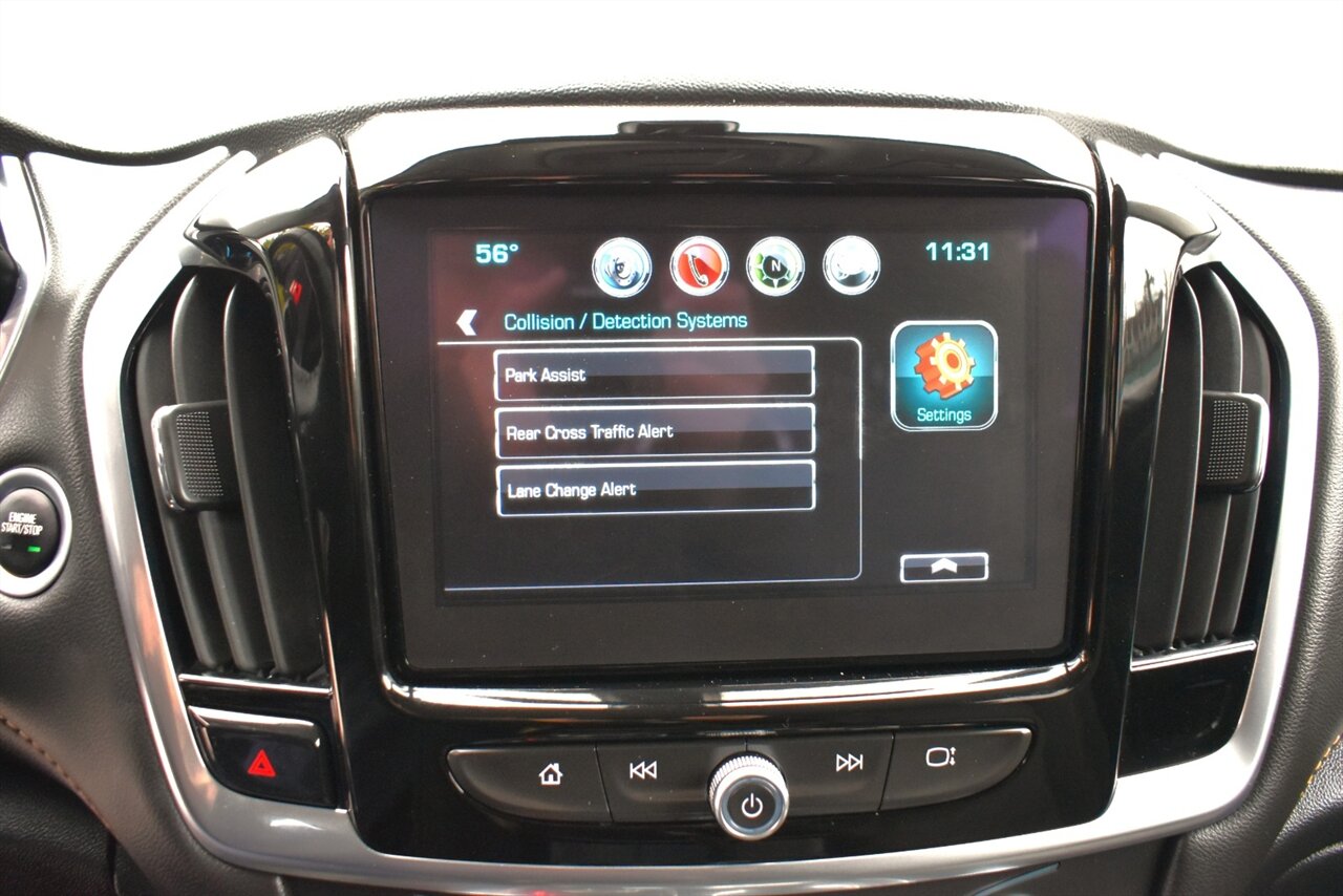 2019 Chevrolet Traverse LT Cloth 4x4 4dr SUV! 3rd Row Seating! Lane Assist! Park Assist! Back Up Camera! Selectable AWD Drive Modes! Heated Seats! Apple CarPlay & Android Auto! Touchscreen Infotainment! Bluetooth! - Photo 22 - Portland, OR 97266