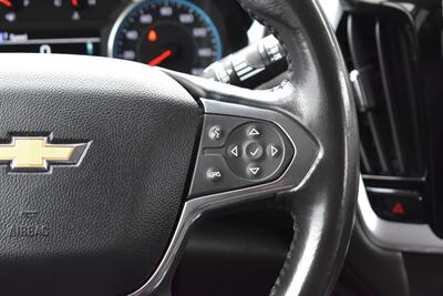 2019 Chevrolet Traverse LT Cloth 4x4 4dr SUV! 3rd Row Seating! Lane Assist! Park Assist! Back Up Camera! Selectable AWD Drive Modes! Heated Seats! Apple CarPlay & Android Auto! Touchscreen Infotainment! Bluetooth! - Photo 16 - Portland, OR 97266