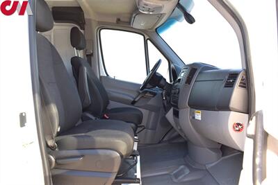 2016 Mercedes-Benz Sprinter 2500  4x2 3dr 144 in. WB Cargo Van! Traction Control! Bluetooth w/ Steering Wheel Controls! - Photo 21 - Portland, OR 97266