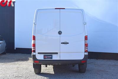 2016 Mercedes-Benz Sprinter 2500  4x2 3dr 144 in. WB Cargo Van! Traction Control! Bluetooth w/ Steering Wheel Controls! - Photo 4 - Portland, OR 97266