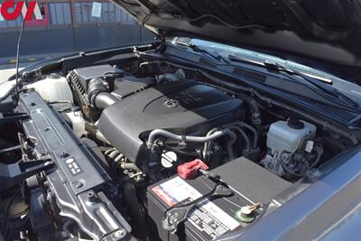 2017 Toyota Tacoma TRD Off-Road ++By Appointment Only++ 4dr Double Cab 5.0 ft SB Back Up Cam! Blind Spot Monitor! Parking Assist! Navi! Bluetooth! Qi Charger! Tow PKG! Sunroof! Heated Seats! - Photo 23 - Portland, OR 97266