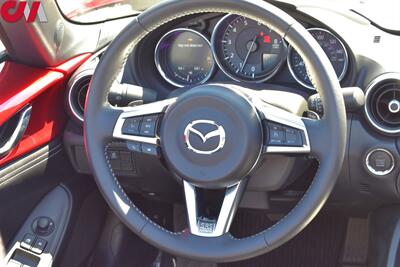 2022 Mazda MX-5 Soft Top GT  2dr Convertible Lane Assist! Blind Spot Monitor! Sport Mode! Back Up Camera! Apple CarPlay! Android Auto! Navigation! Bose Sound System! - Photo 17 - Portland, OR 97266