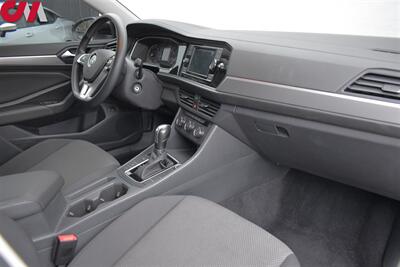 2019 Volkswagen Jetta S  4dr Sedan 8A ULEV**BY APPOINTMENT ONLY** Back-Up Camera! Blind Spot Monitor! Collision Mitigation! Apple CarPlay! Android Auto! ECO Mode! 30MPG City! 40MPG Hwy! - Photo 11 - Portland, OR 97266