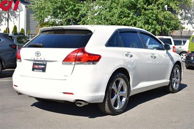 2010 Toyota Venza AWD V6  4dr Crossover! 1 OWNER! Back-Up Camera! Traction Control! Panoramic Sunroof! Power Liftgate! Heated Leather Seats! New Tires! All Weather Floor Mats! - Photo 5 - Portland, OR 97266