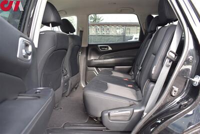 2019 Nissan Pathfinder S  4x4 4dr SUV! Back-Up Cam! Park Assist! Bluetooth w/ Steering Wheel Controls! Tow Mode! Roof Rack! - Photo 21 - Portland, OR 97266