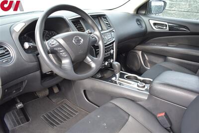 2019 Nissan Pathfinder S  4x4 4dr SUV! Back-Up Cam! Park Assist! Bluetooth w/ Steering Wheel Controls! Tow Mode! Roof Rack! - Photo 3 - Portland, OR 97266