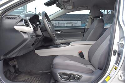 2021 Toyota Camry Hybrid LE Sedan  4dr! Excellent MPG! Adaptive Cruise Control! Lane Keep Assist! Apple CarPlay & Android Auto! Backup Camera! - Photo 10 - Portland, OR 97266