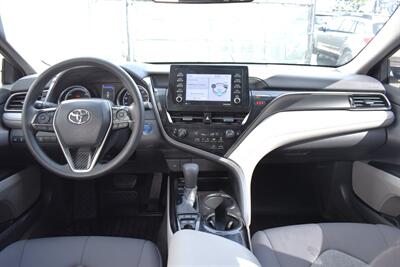 2021 Toyota Camry Hybrid LE Sedan  4dr! Excellent MPG! Adaptive Cruise Control! Lane Keep Assist! Apple CarPlay & Android Auto! Backup Camera! - Photo 12 - Portland, OR 97266