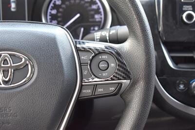 2021 Toyota Camry Hybrid LE Sedan  4dr! Excellent MPG! Adaptive Cruise Control! Lane Keep Assist! Apple CarPlay & Android Auto! Backup Camera! - Photo 15 - Portland, OR 97266