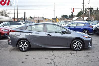 2018 Toyota Prius Prime Premium  4dr Hatchback Hatchback 51 City MPG! 47 Hwy MPG! Heated Leather Seats! Qi wireless Charging Station! EV, ECO, & POWER Modes! Back Up Camera! Bluetooth! - Photo 6 - Portland, OR 97266