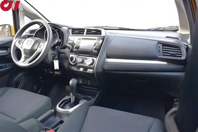 2018 Honda Fit LX  4dr Hatchback CVT! 33 City MPG! 40 Hwy MPG! Eco Drive Mode! Back Up Camera! Bluetooth! Cruise Control! Traction Control! - Photo 11 - Portland, OR 97266