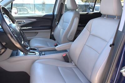 2016 Honda Pilot EX-L Sport Utility 4D  AWD! AWD! Honda Sensing! Adaptive Cruise Control! Lane Keep Assist! Heated Leather Seats! Power Moonroof! Backup Camera! 3rd Row Seating! - Photo 11 - Portland, OR 97266