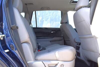 2016 Honda Pilot EX-L Sport Utility 4D  AWD! AWD! Honda Sensing! Adaptive Cruise Control! Lane Keep Assist! Heated Leather Seats! Power Moonroof! Backup Camera! 3rd Row Seating! - Photo 32 - Portland, OR 97266