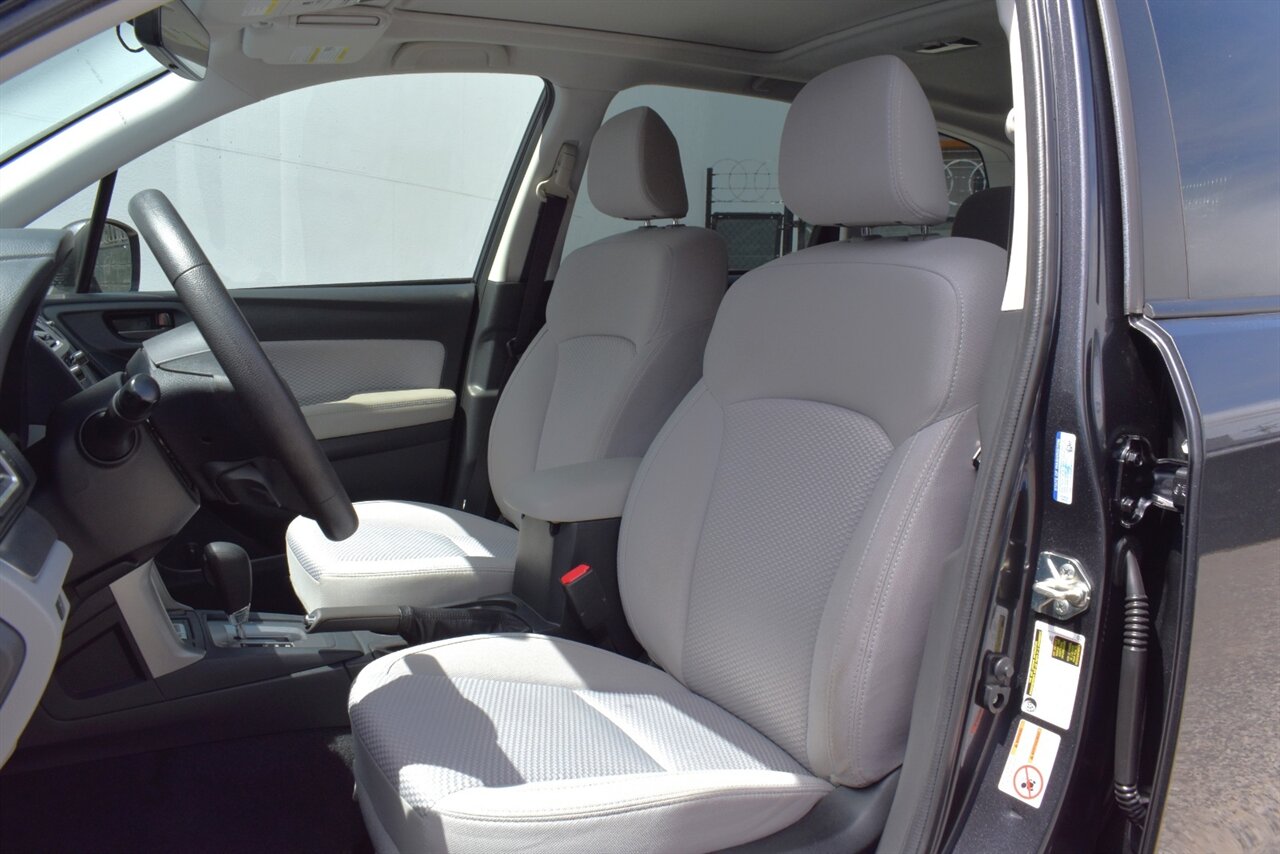 2018 Subaru Forester 2.5i Premium AWD 4dr Wagon CVT! X-Mode! EyeSight Safety Tech! Adaptive Cruise Control! Heated Seats! Panoramic Moonroof! Touchscreen Infotainment! Bluetooth! Backup Camera! - Photo 11 - Portland, OR 97266